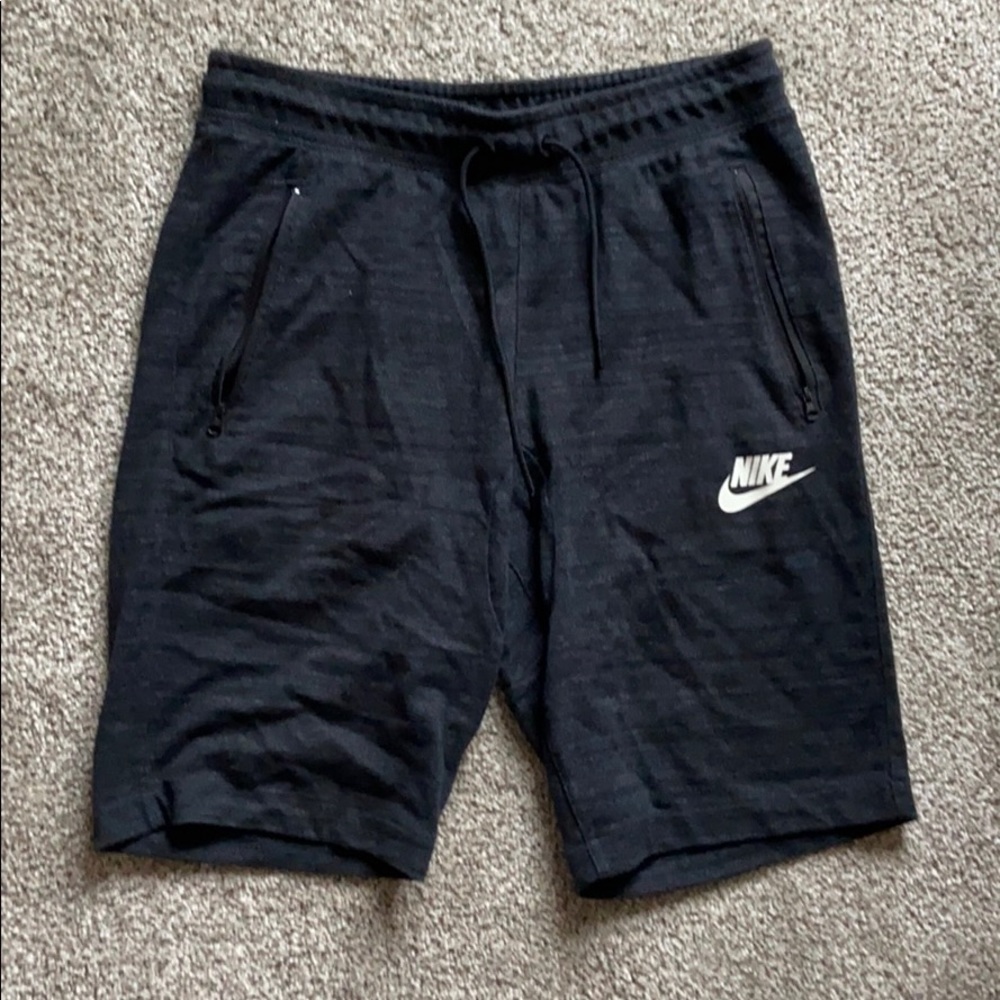 Nike athletic/comfort shorts